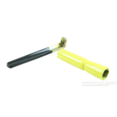 Chiave candela esagono mm. 18 15.100 Attrezzatura specifica officina5,00 € 5,00 €
